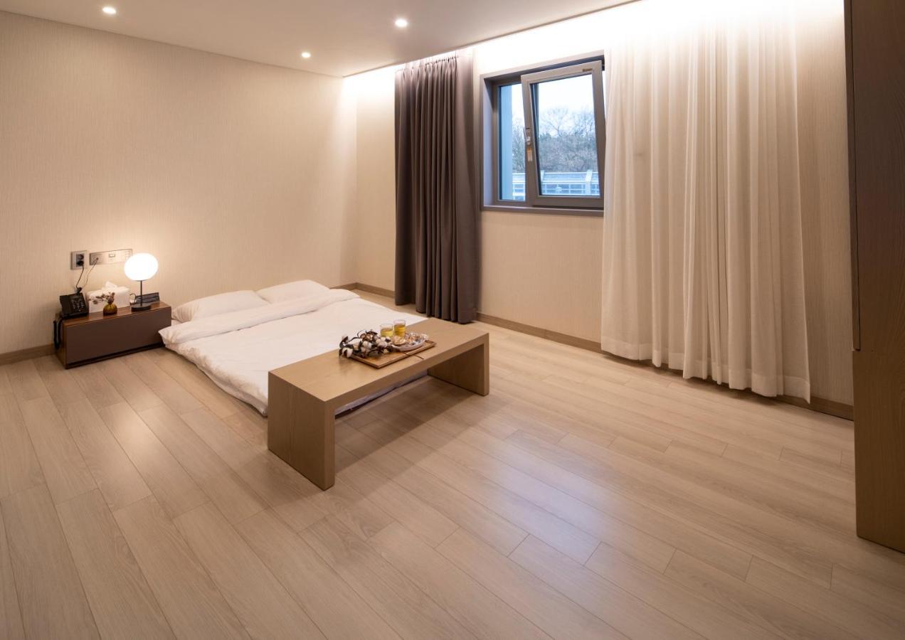 Centro Hotel Chilgok Bagian luar foto