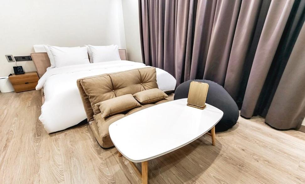 Centro Hotel Chilgok Bagian luar foto